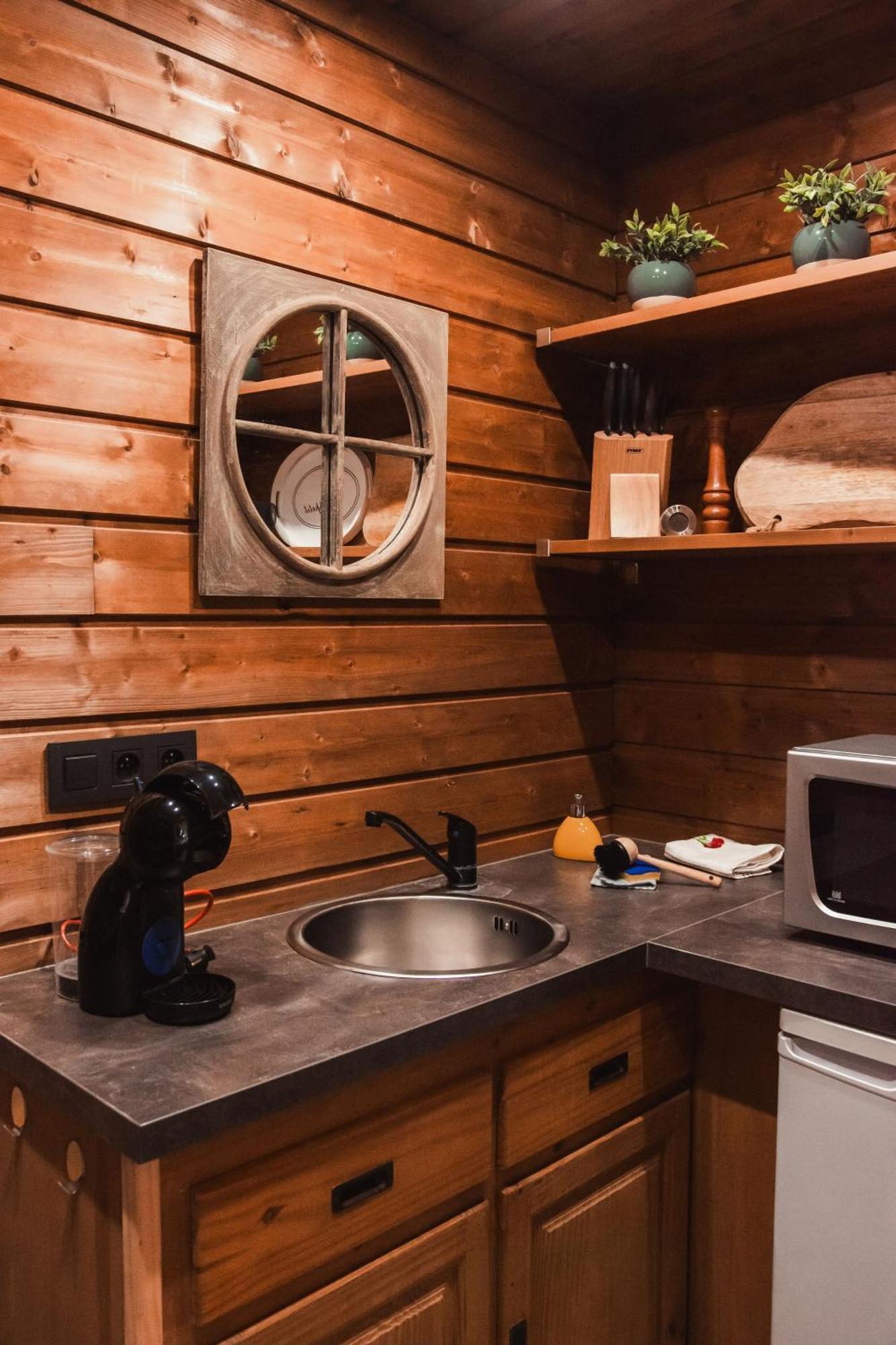 Maison D'Hote Les Notes Endormies Suite Le Refuge Walcourt Екстер'єр фото